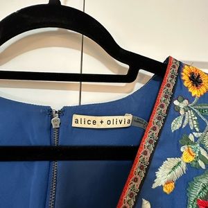 Alice and Olivia - Blue Dress/Flowers/Beaded/12